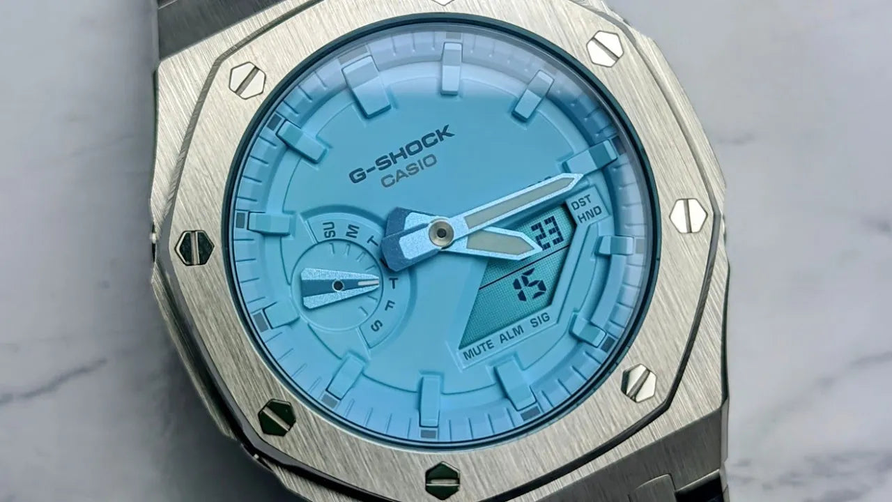 Review: Custom Tiffany Blue Face Casioak G-Shock Mod