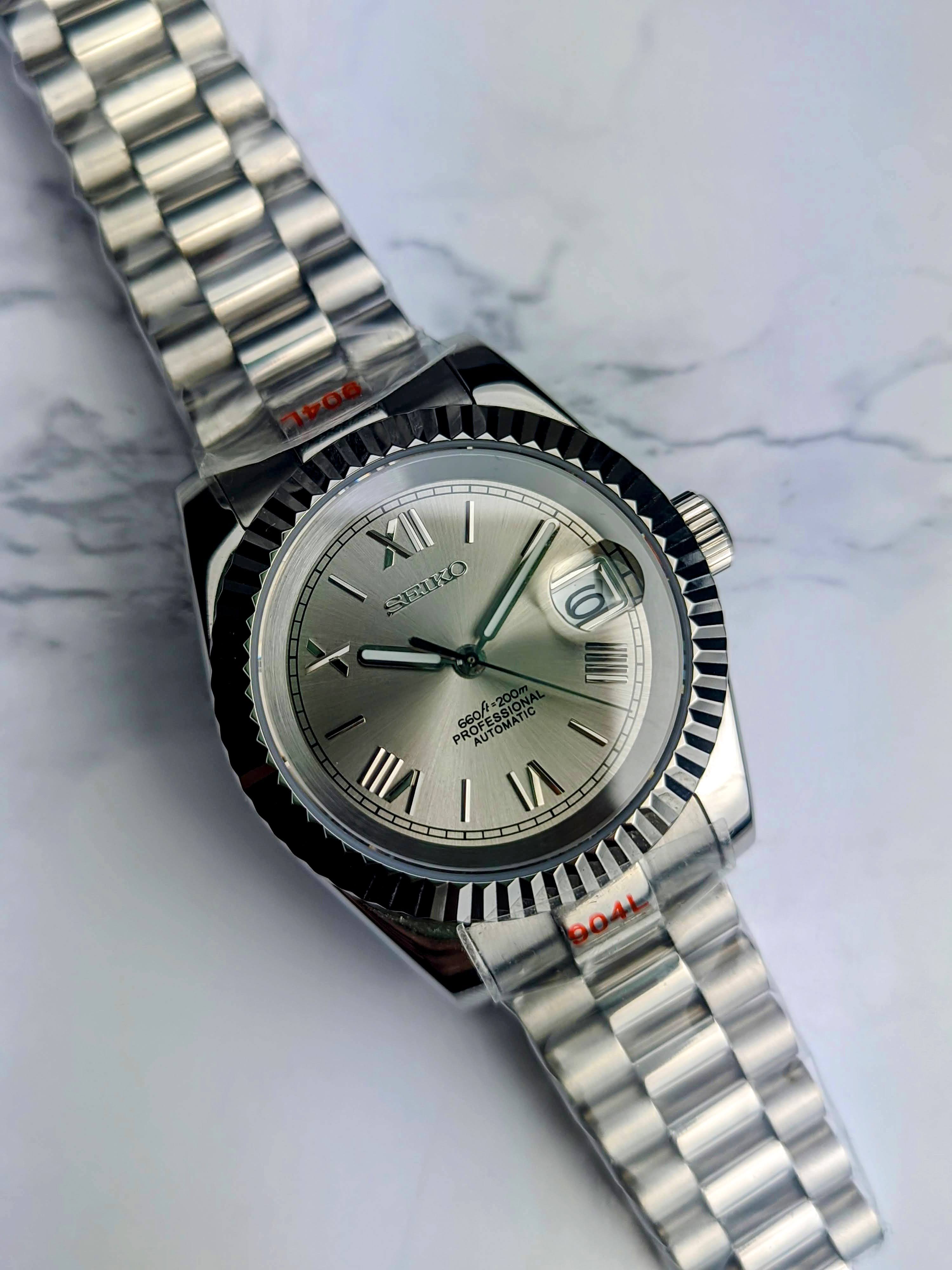 Champagne Roman Numeral Datejust NH35 Build