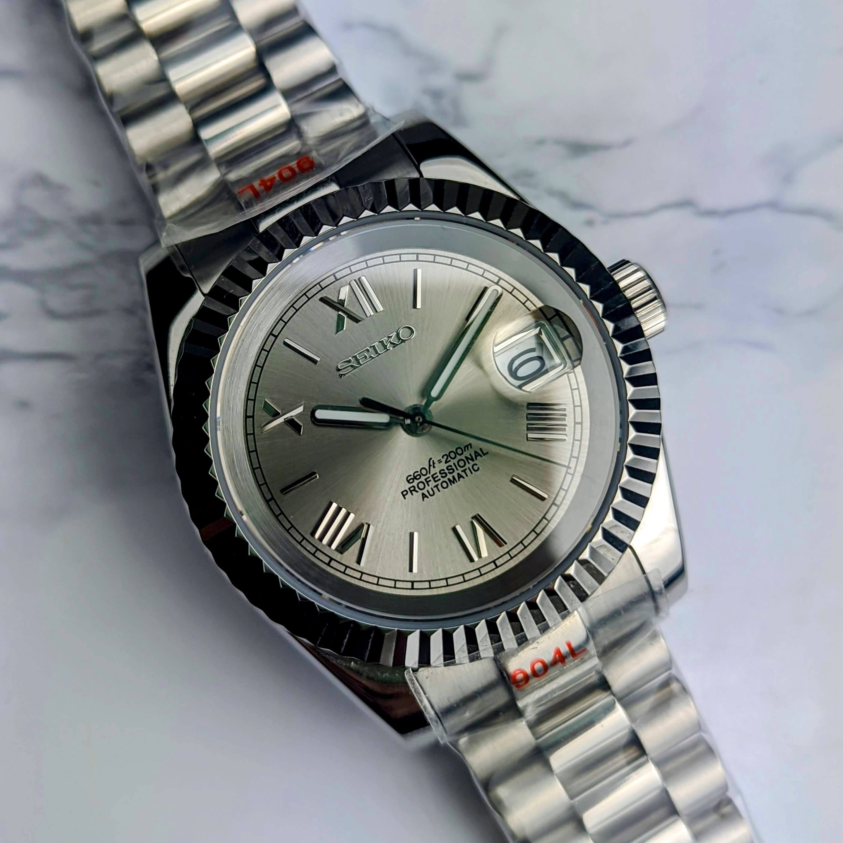 Champagne Roman Numeral Datejust NH35 Build