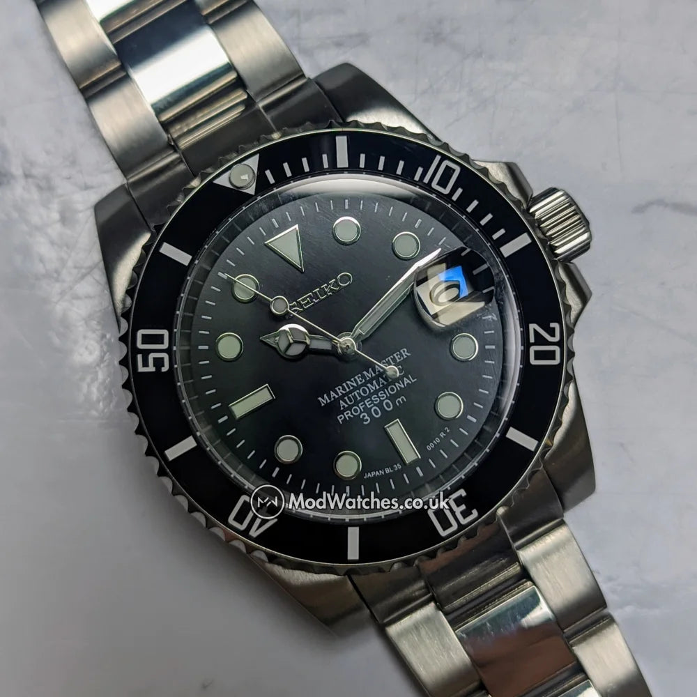 Black Submariner NH35 Build