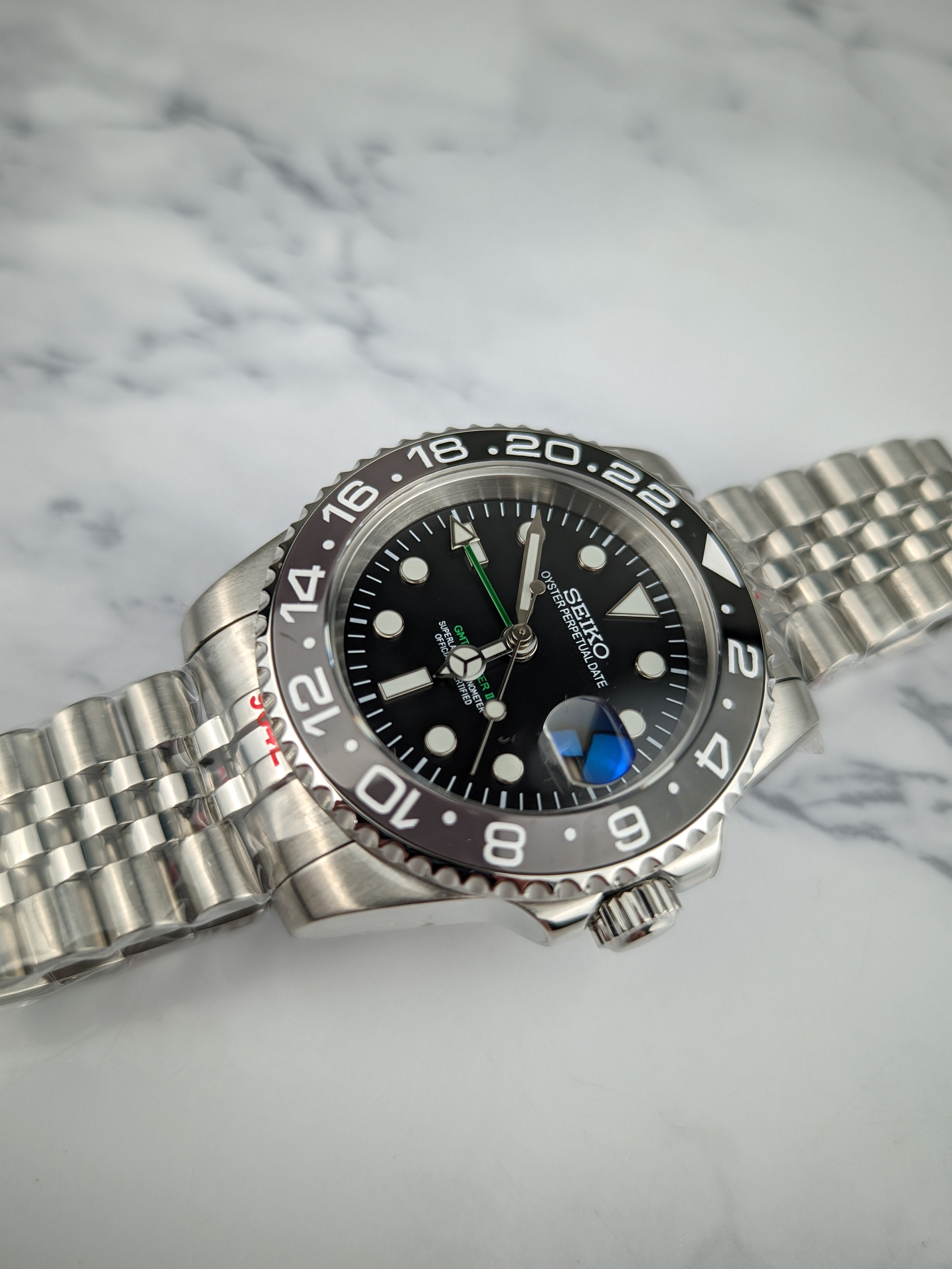Bruce Wayne GMT Mod