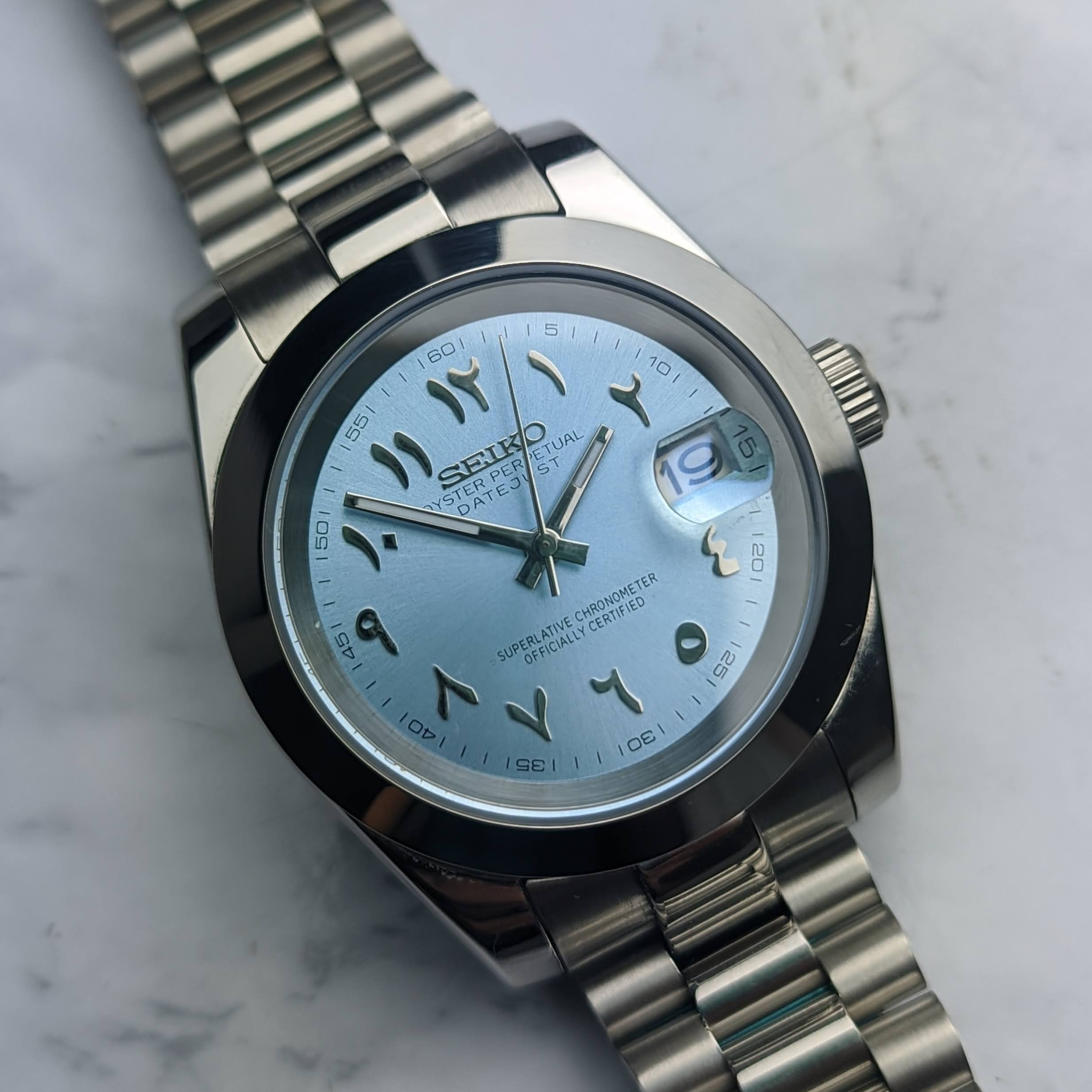 Tiffany Blue Arabic Dial Datejust Non Fluted Bezel NH35 Build