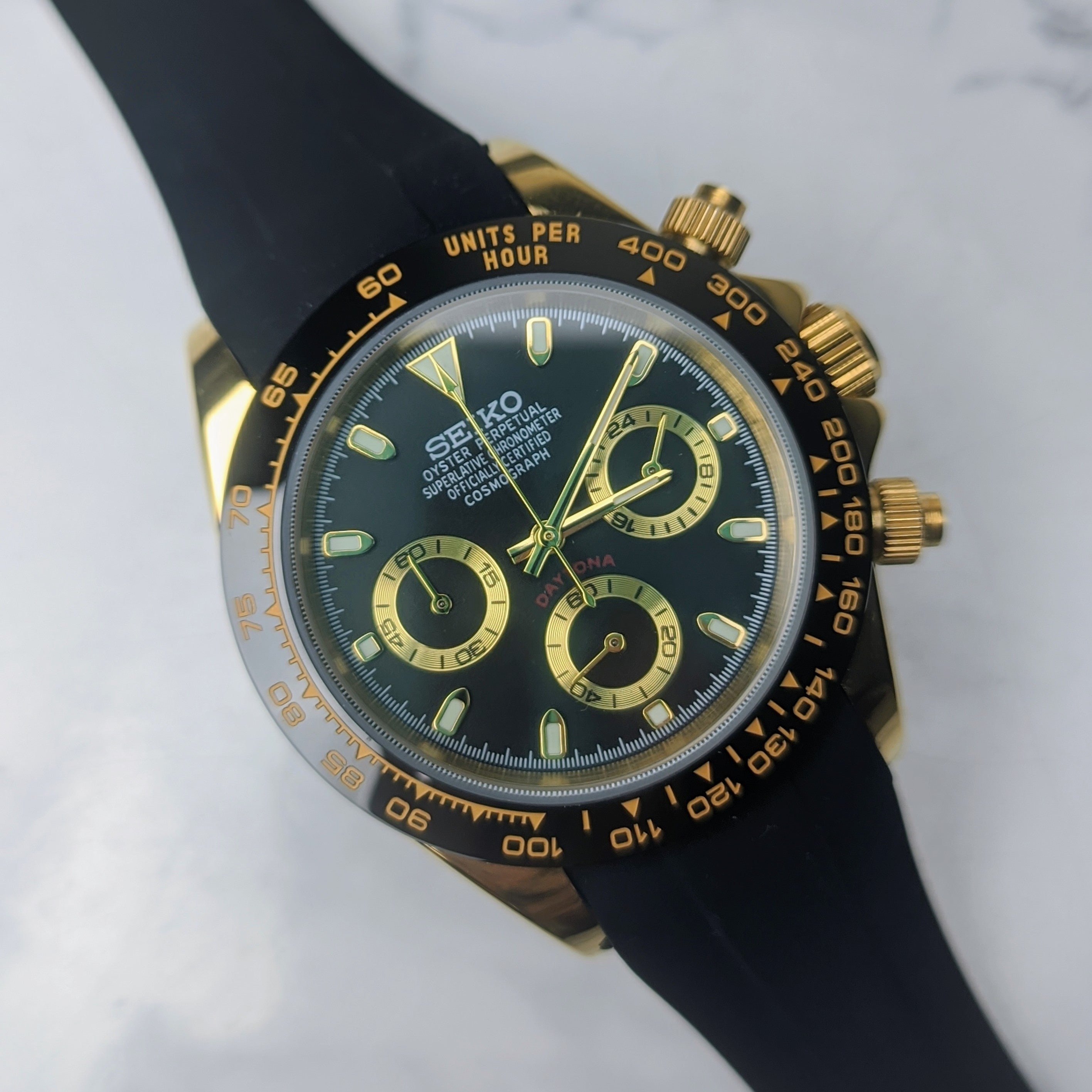 Daytona Black & Gold VK63 Build